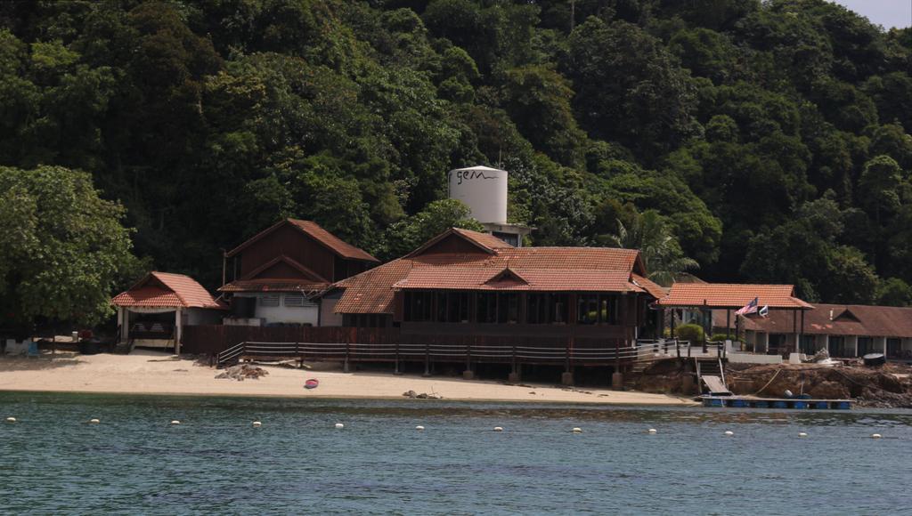 Gem Island Resort & Spa Pulau Gemia Екстериор снимка