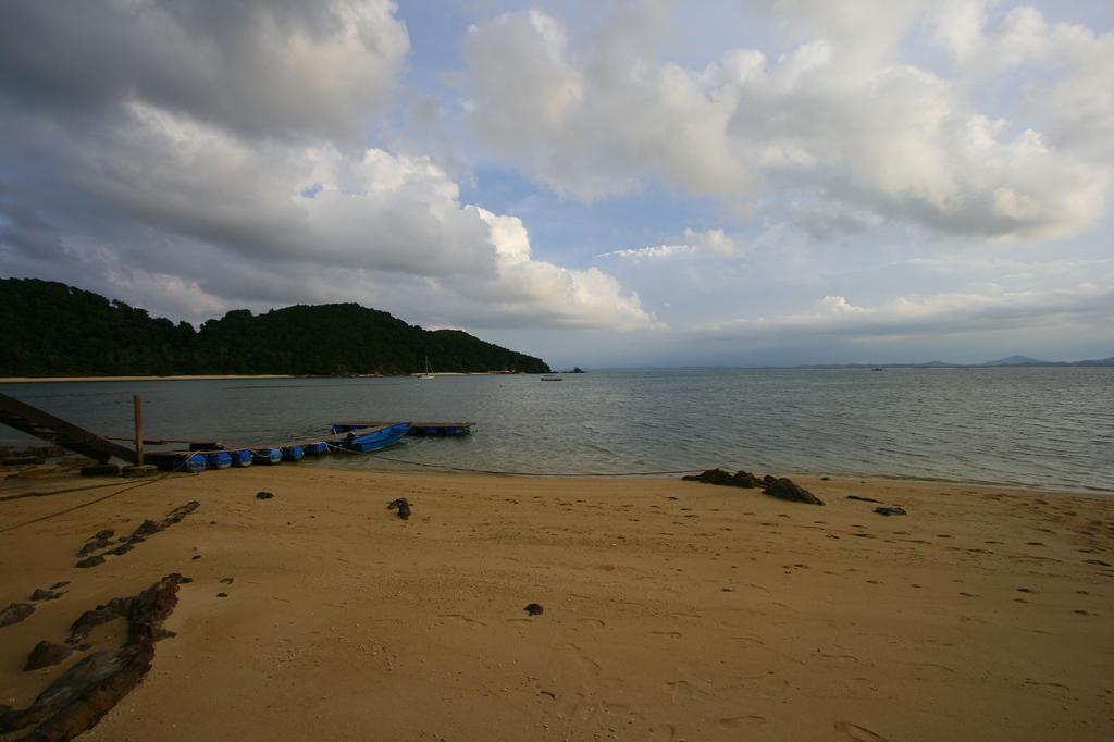 Gem Island Resort & Spa Pulau Gemia Екстериор снимка